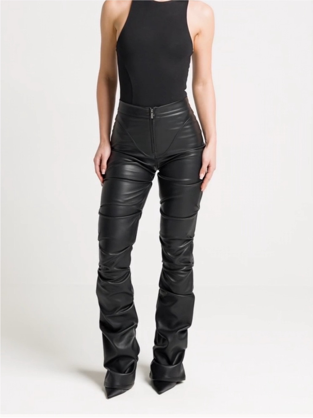 👽 futuristic Maniere de voir black tacked vegan leather pants is size 6
